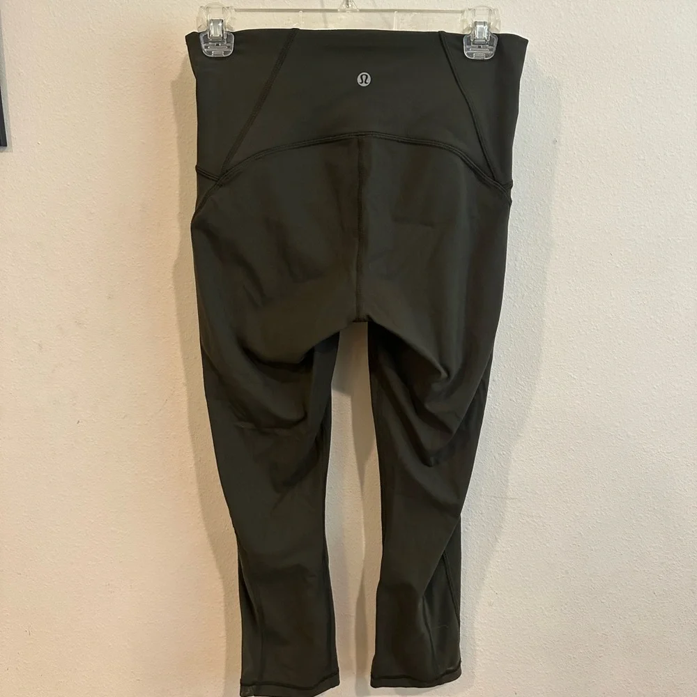 Lululemon Leggings (size 6)